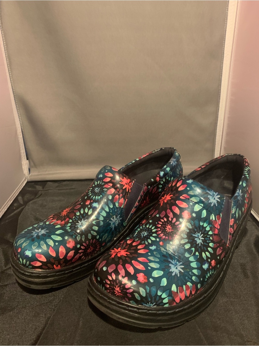 Klogs Women’s Floral Pattern Slip-On Clogs in Teal, Pink, Red
